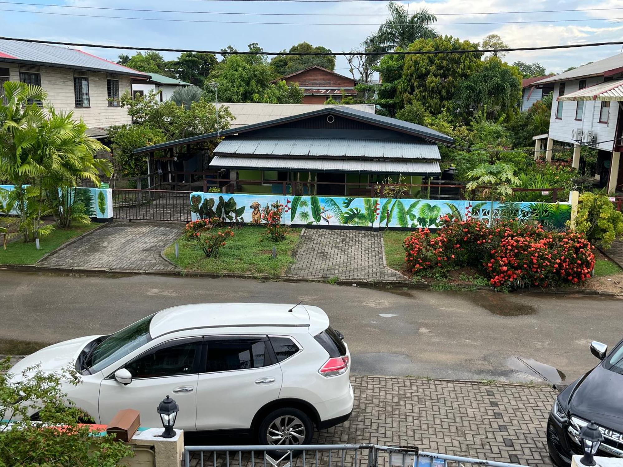 帕拉马里博Max Garden And Pool公寓 外观 照片
